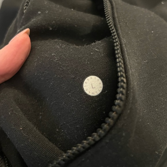 Lululemon Zip Up Hooded Jacket - Size L - Picture 5 of 5